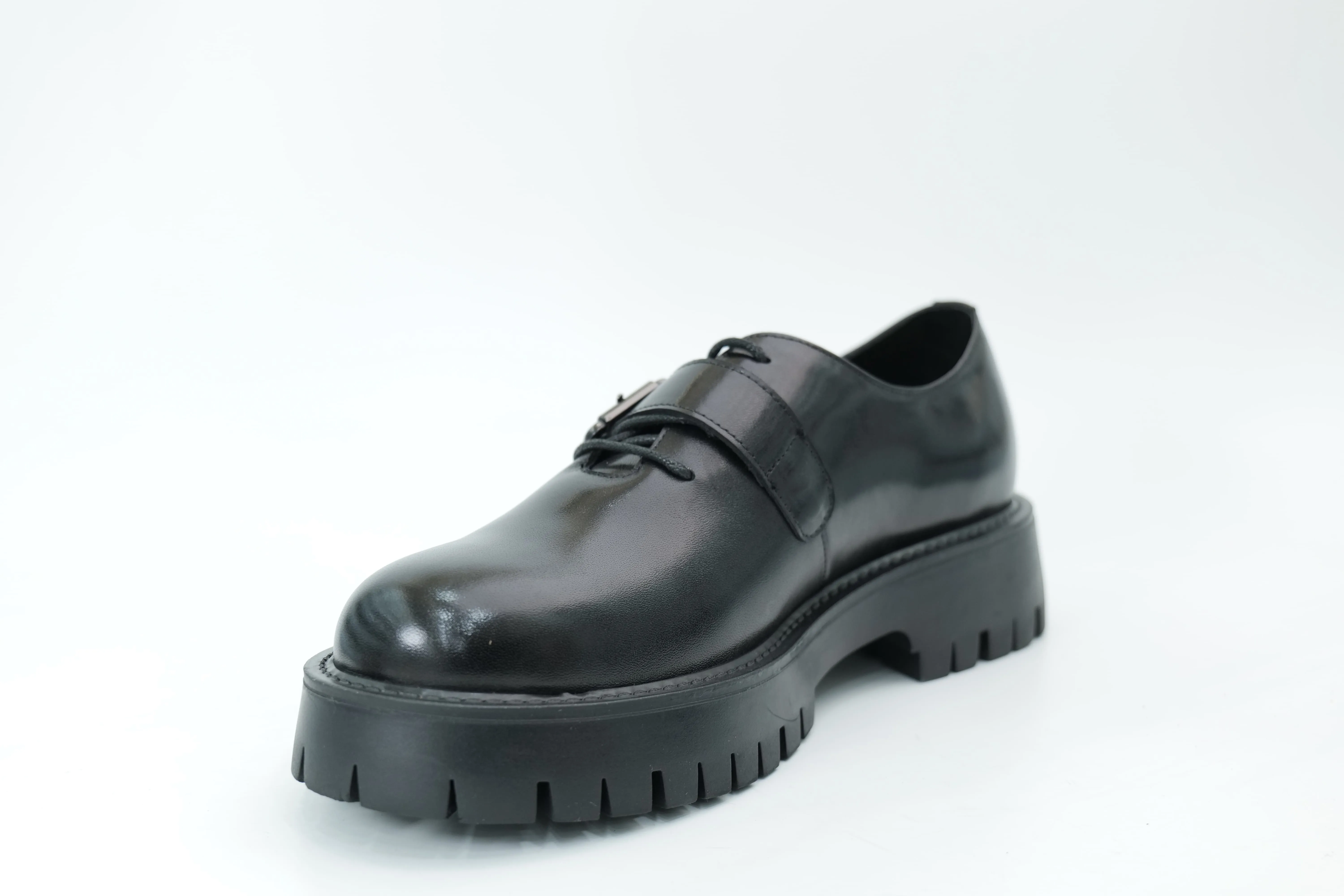 Platform shoes