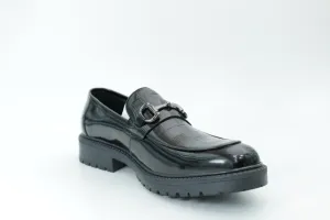 Platform shoes