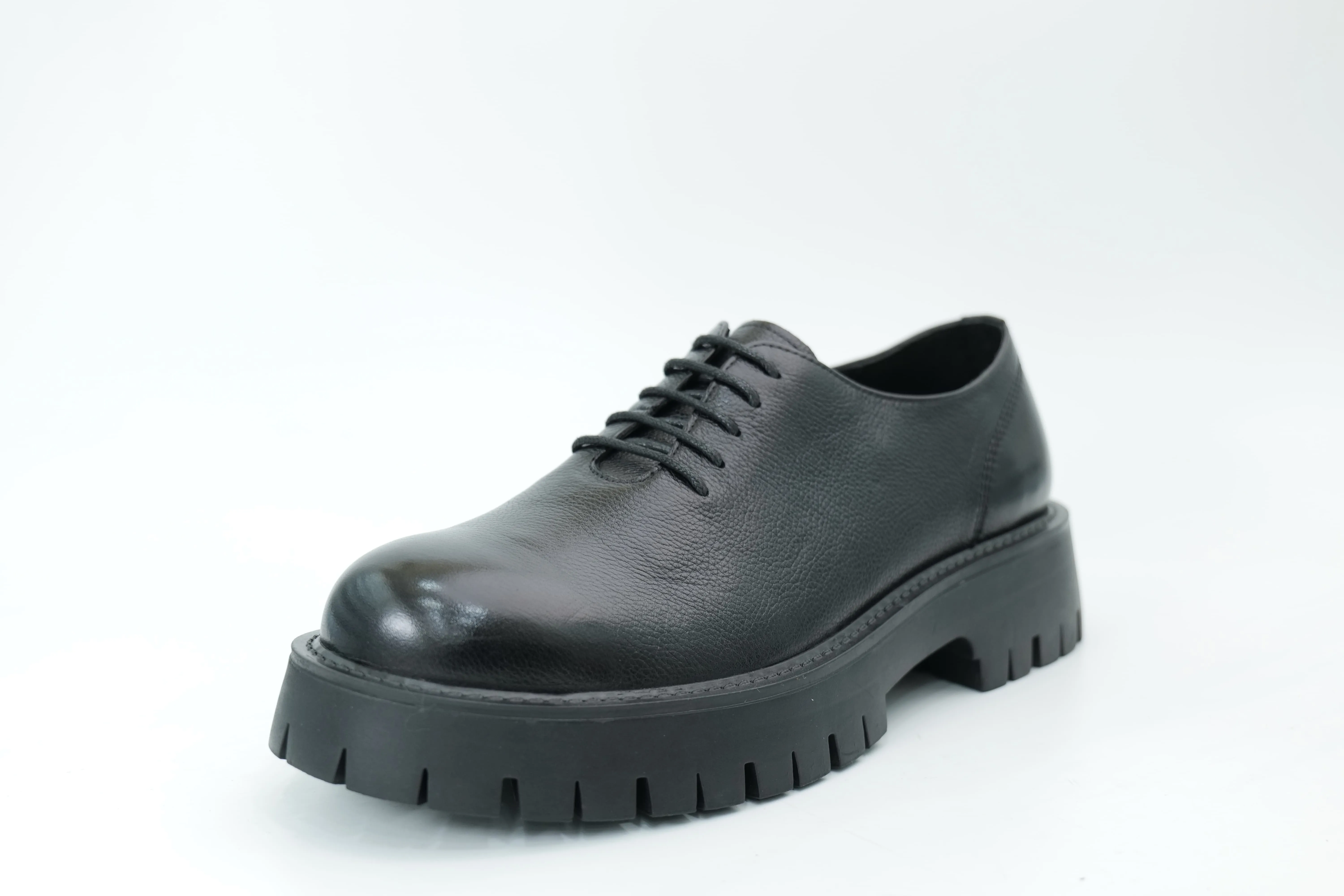 Platform shoes