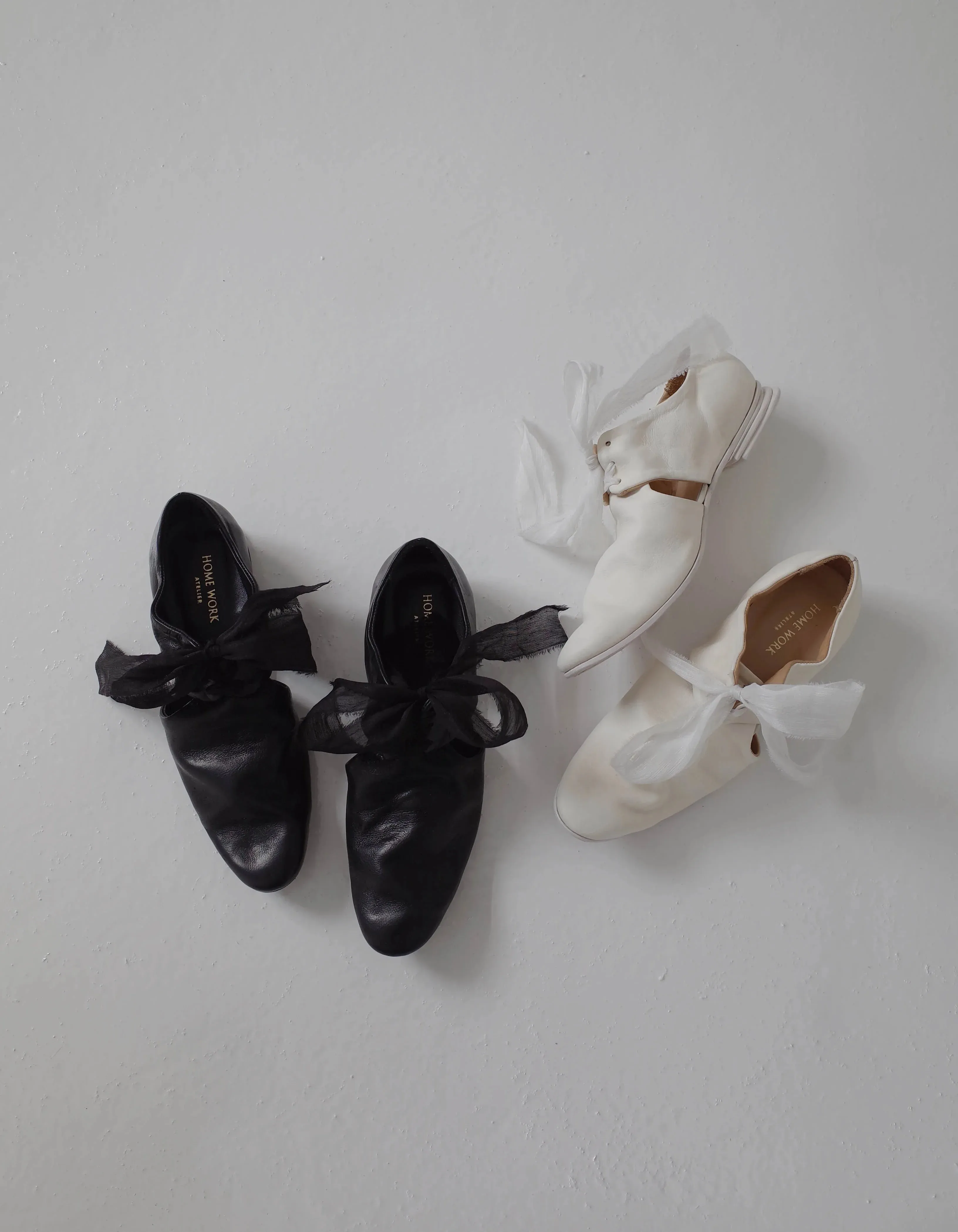 Pleated Ribbon White Shoes