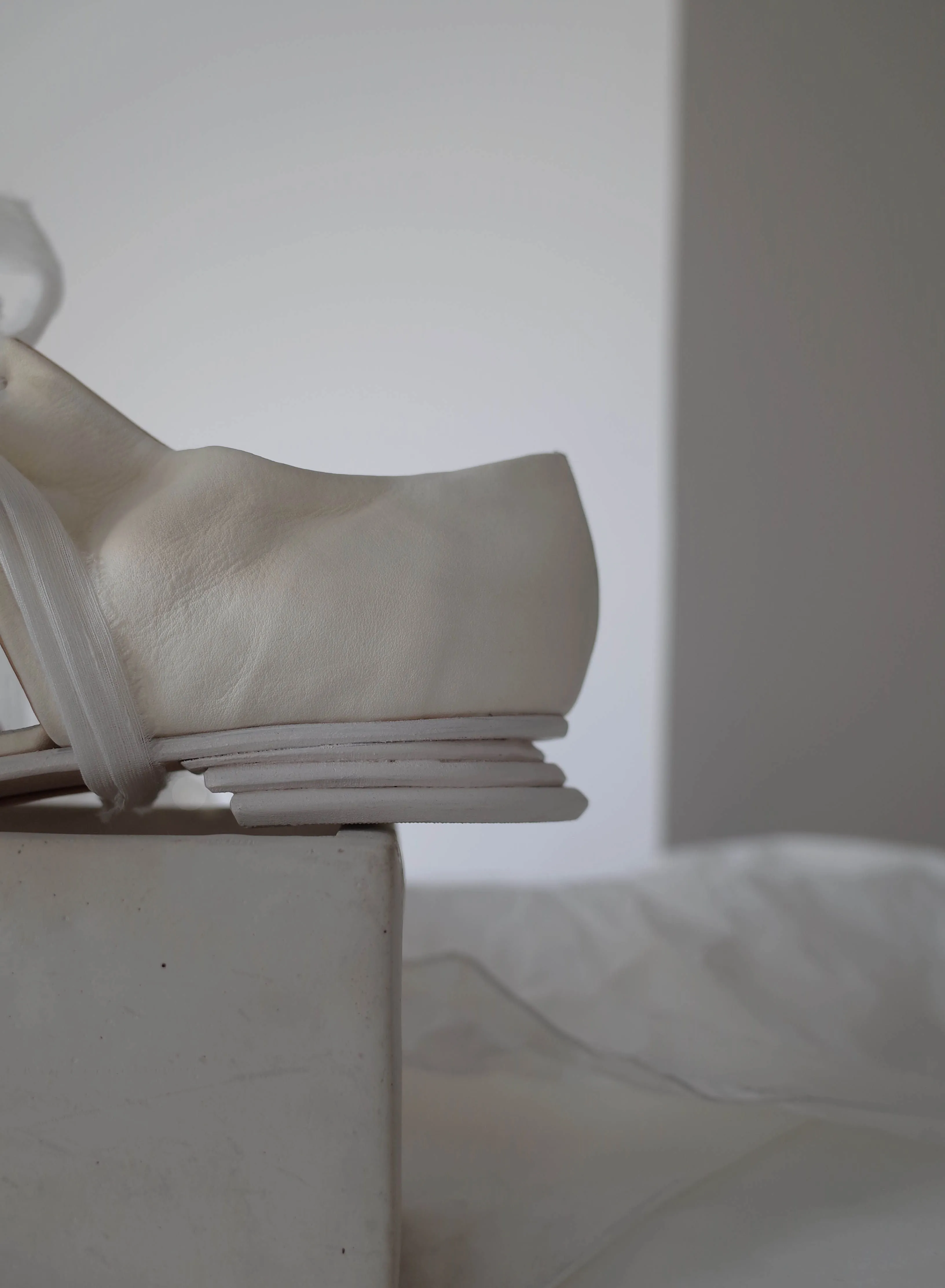 Pleated Ribbon White Shoes