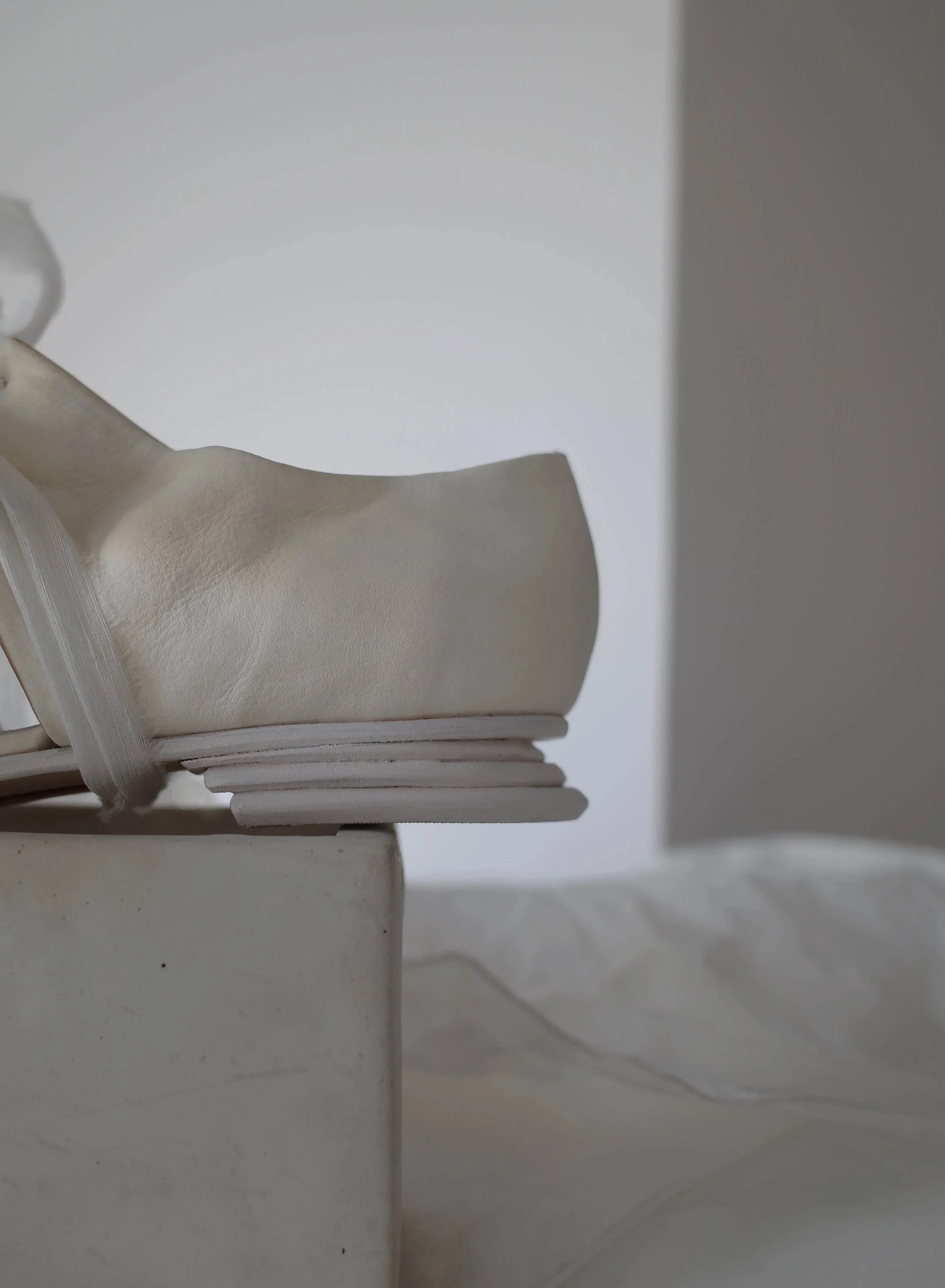 Pleated Ribbon White Shoes