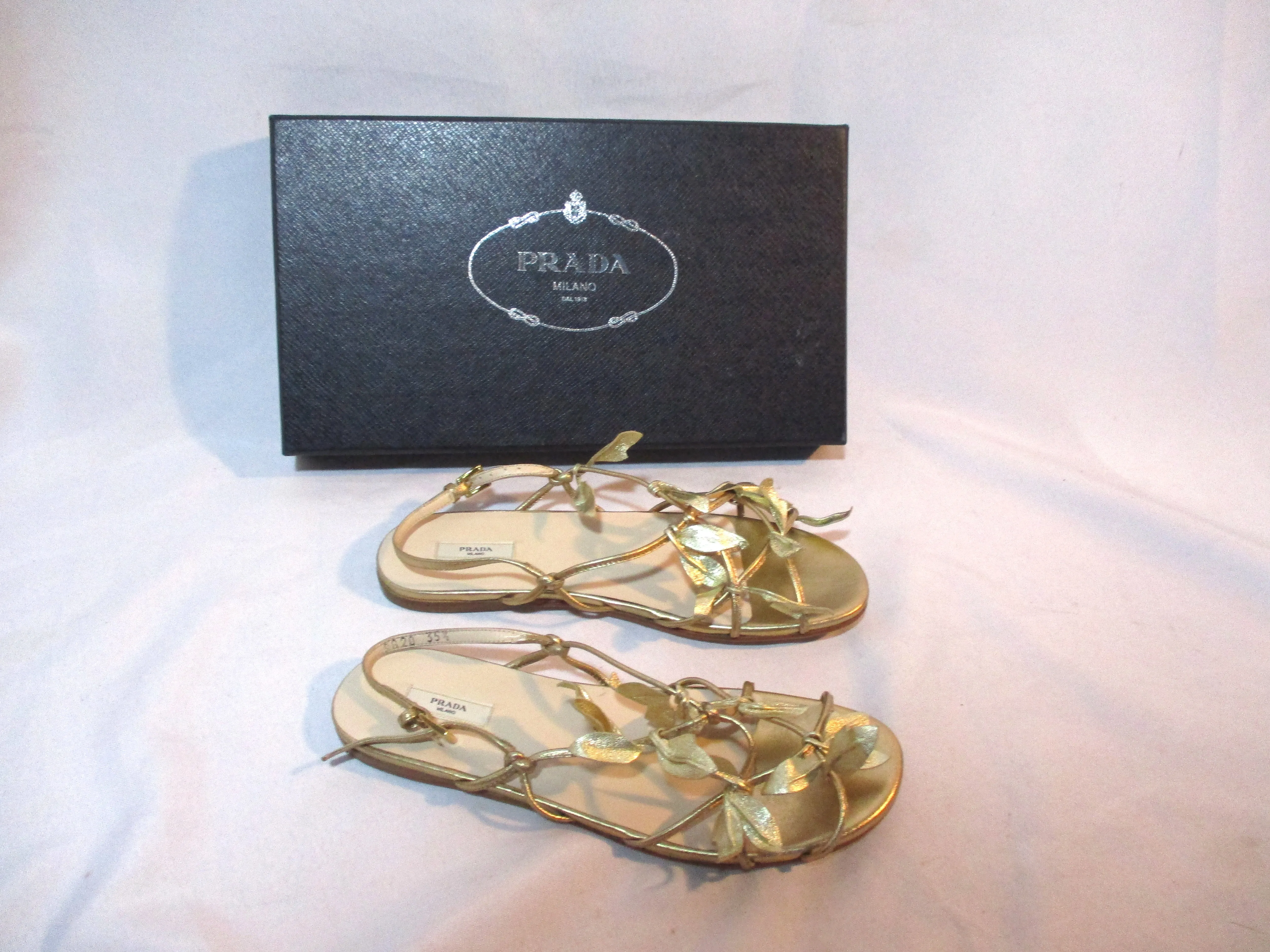 PRADA MILANO SILK FOGLIA ORO Leather GOLD LEAF Shoe Sandal 35.5 Flat