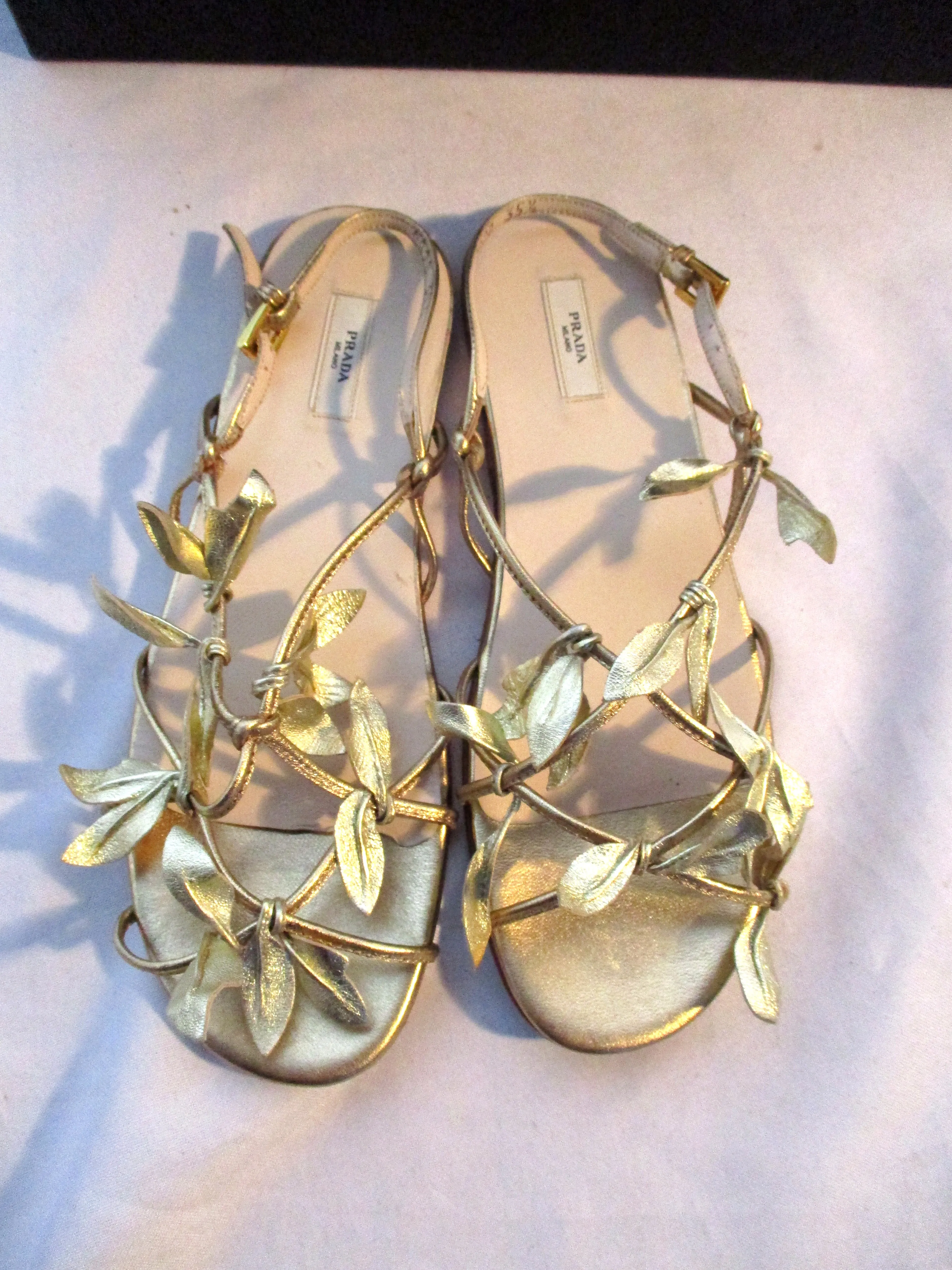 PRADA MILANO SILK FOGLIA ORO Leather GOLD LEAF Shoe Sandal 35.5 Flat