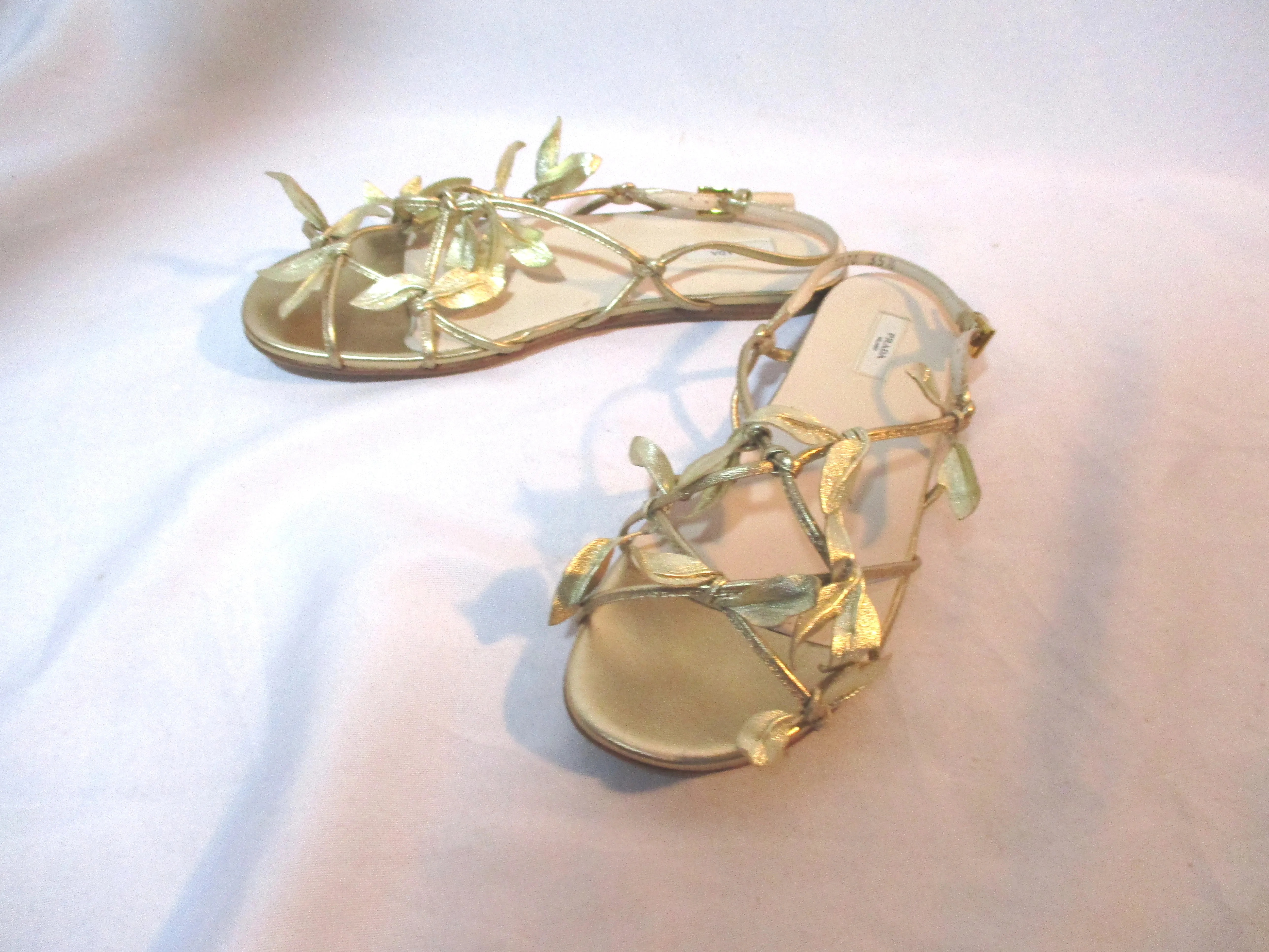 PRADA MILANO SILK FOGLIA ORO Leather GOLD LEAF Shoe Sandal 35.5 Flat