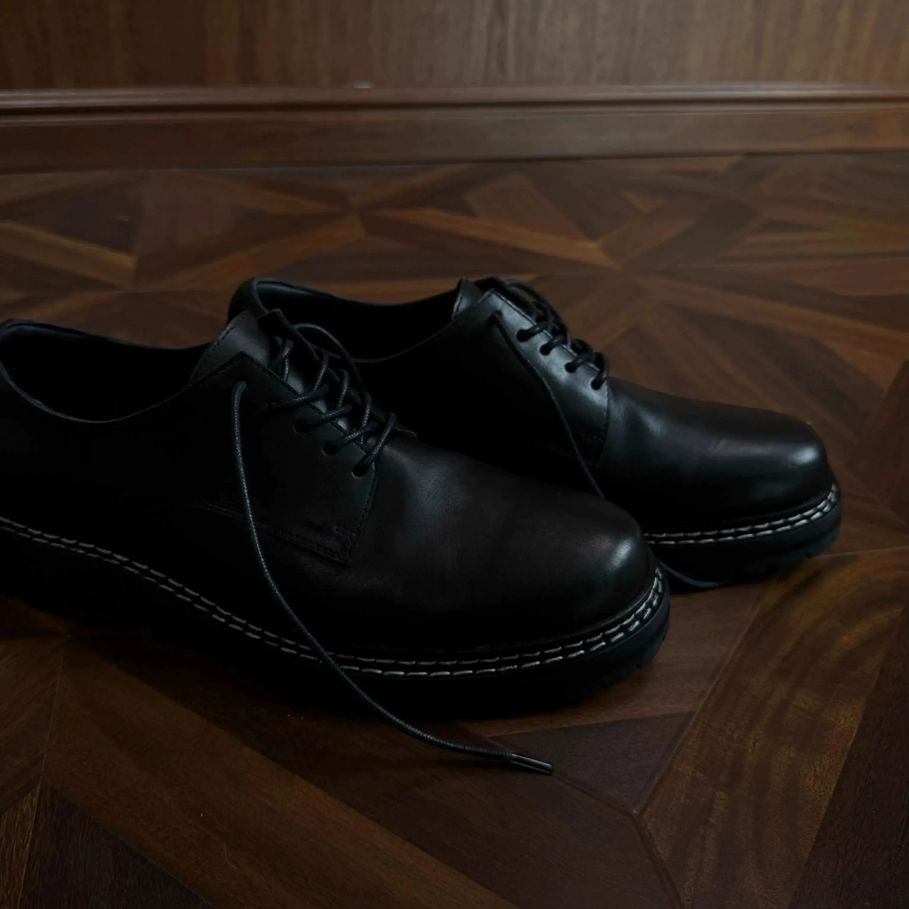 Retro Round Derby Shoes