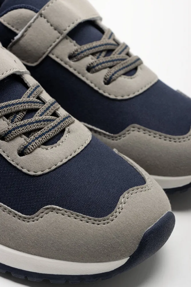 Retro Trainer Navy