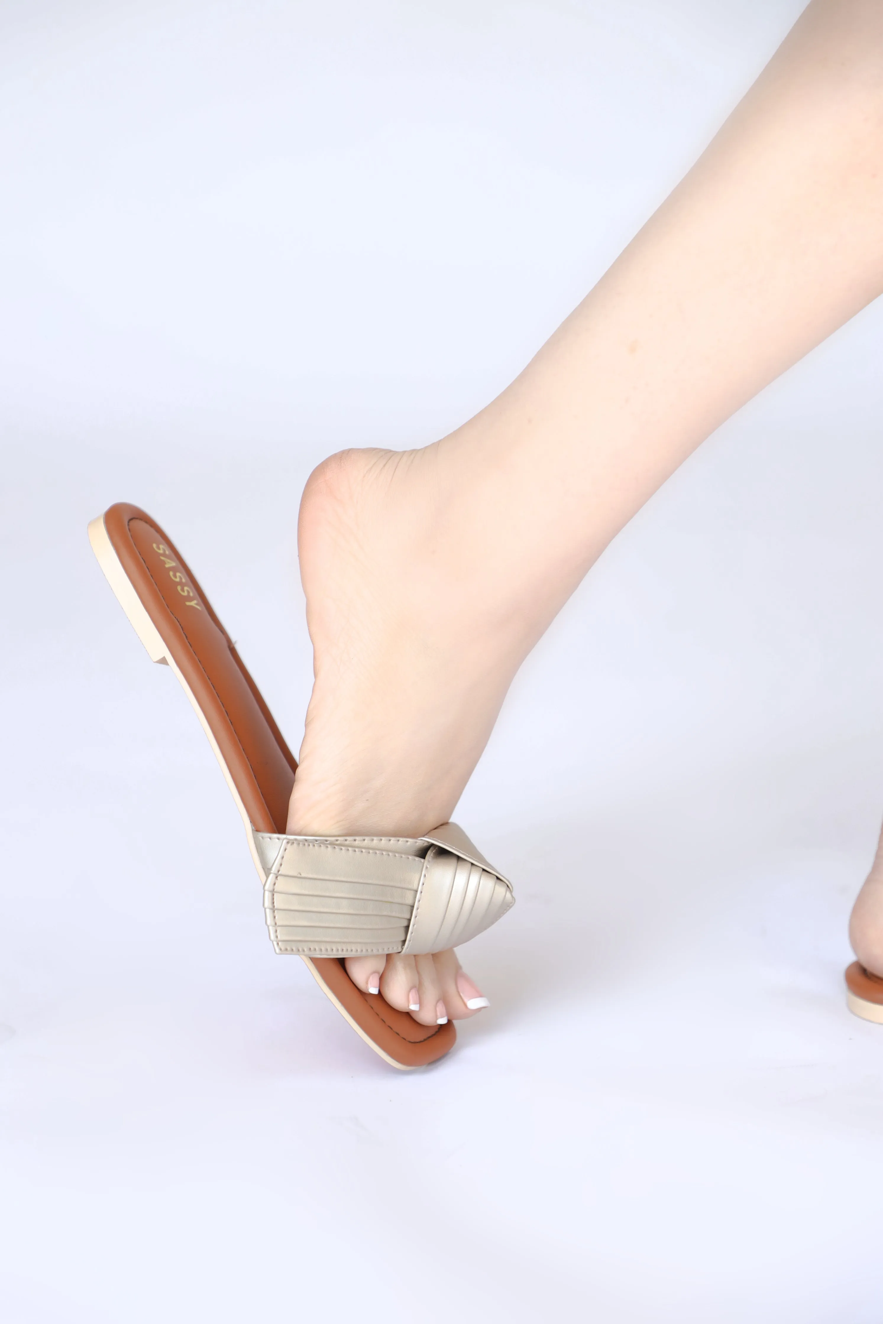 Riviera Bow Slides Soft Gold