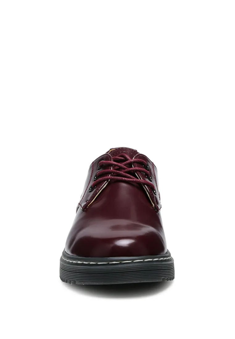Shanks Oxford Patent Pu Shoes By Ruw