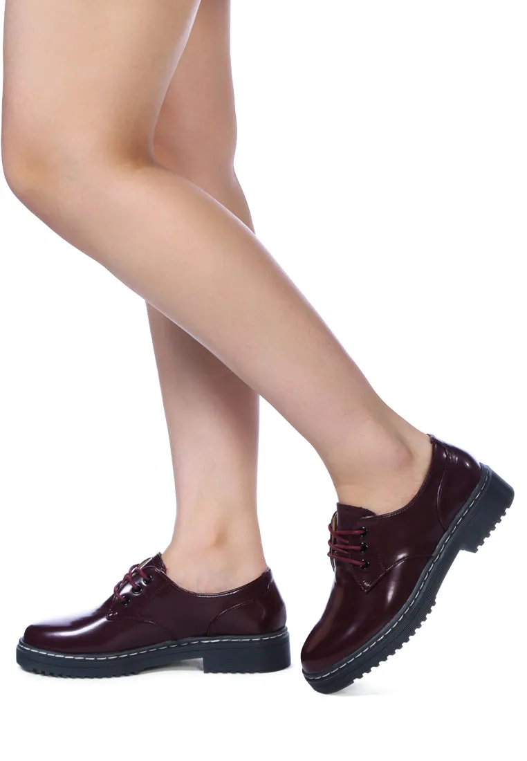 Shanks Oxford Patent Pu Shoes By Ruw