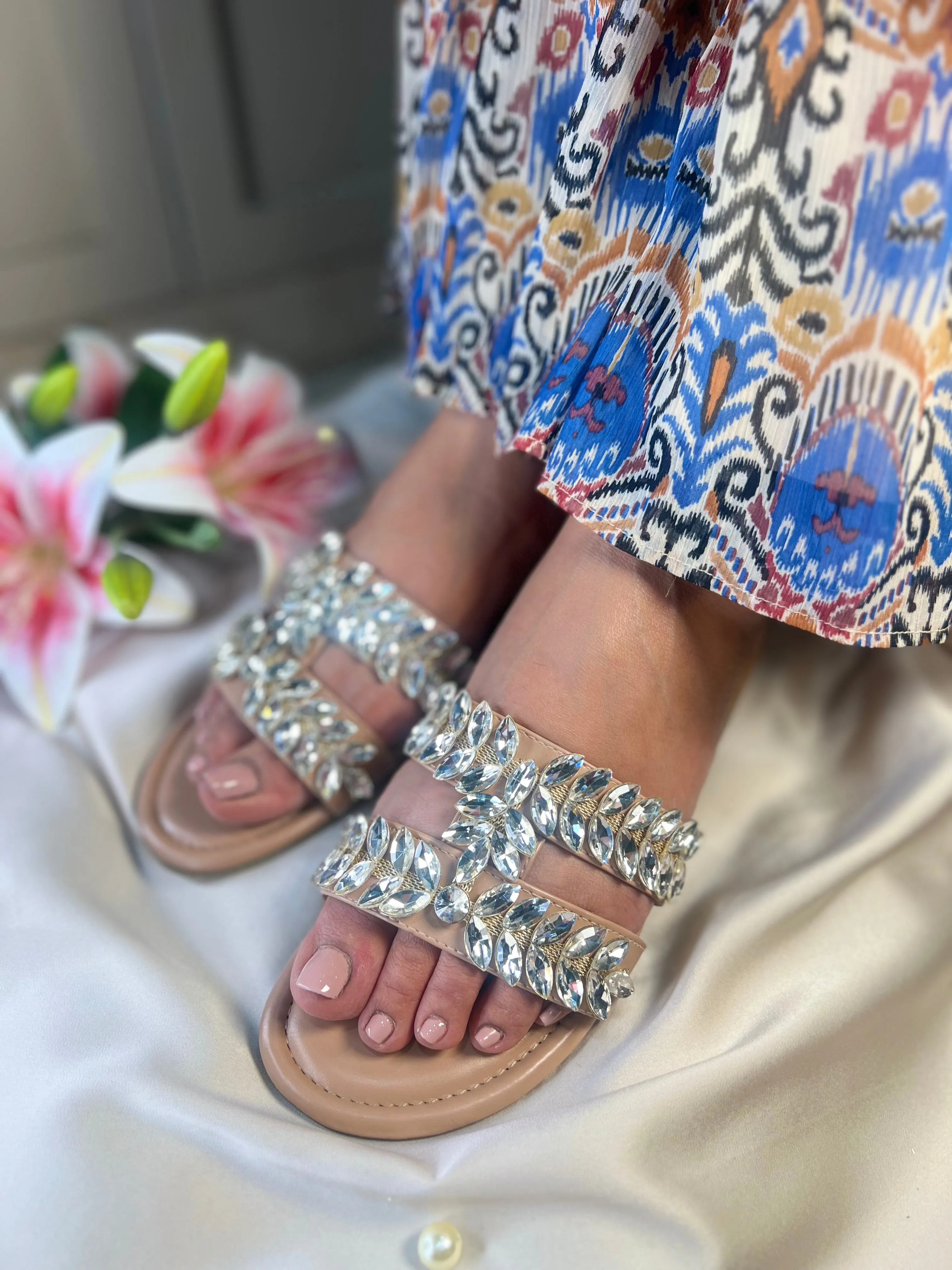 Solitaire Luxe Cushioned Flats