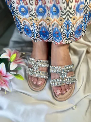 Solitaire Luxe Cushioned Flats