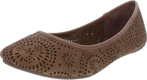 Sun   Stone Womens Sophia Perforated Slip On Flats Tan 6 Medium (B,M)