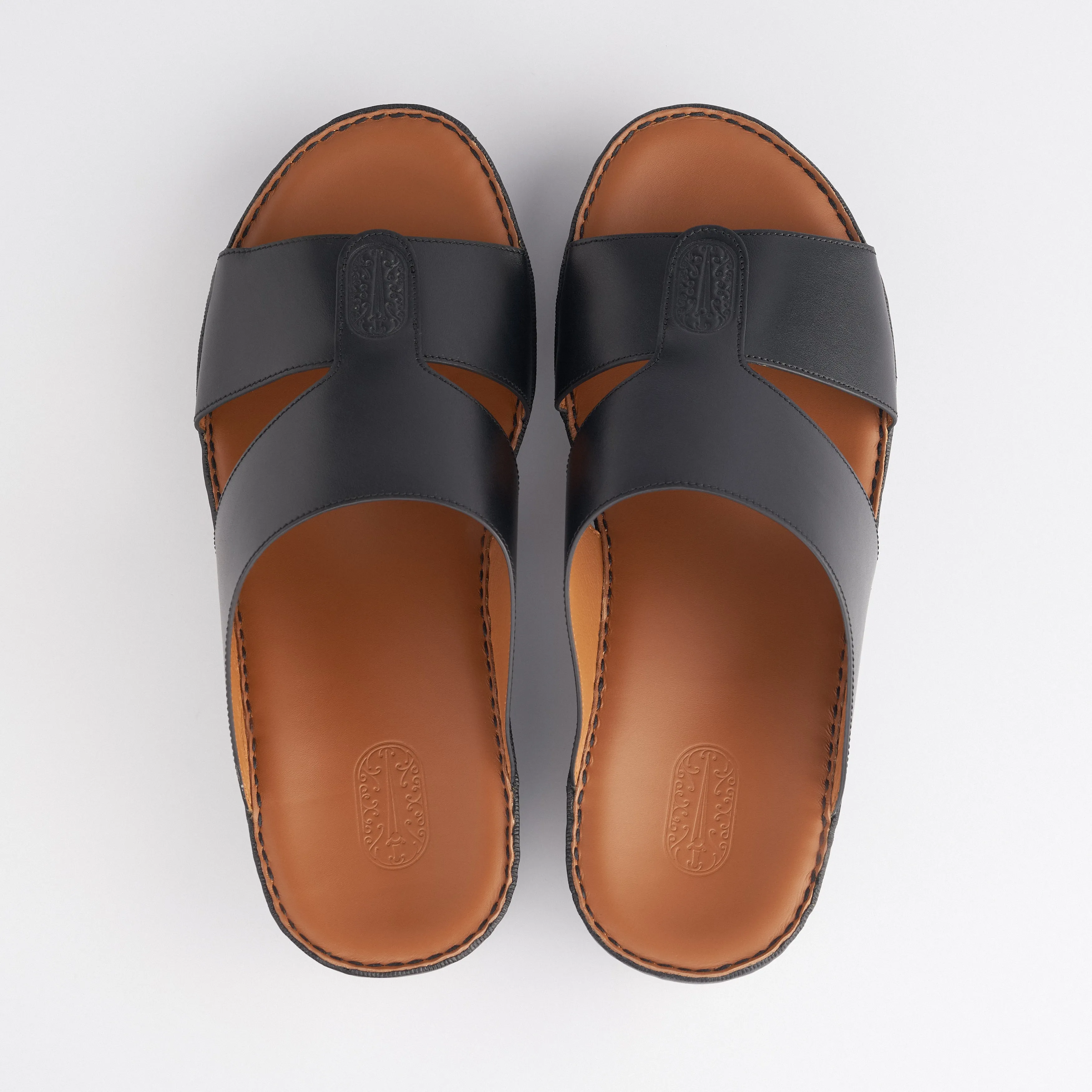 The Classic Minimal - Obsidian Black Nappa