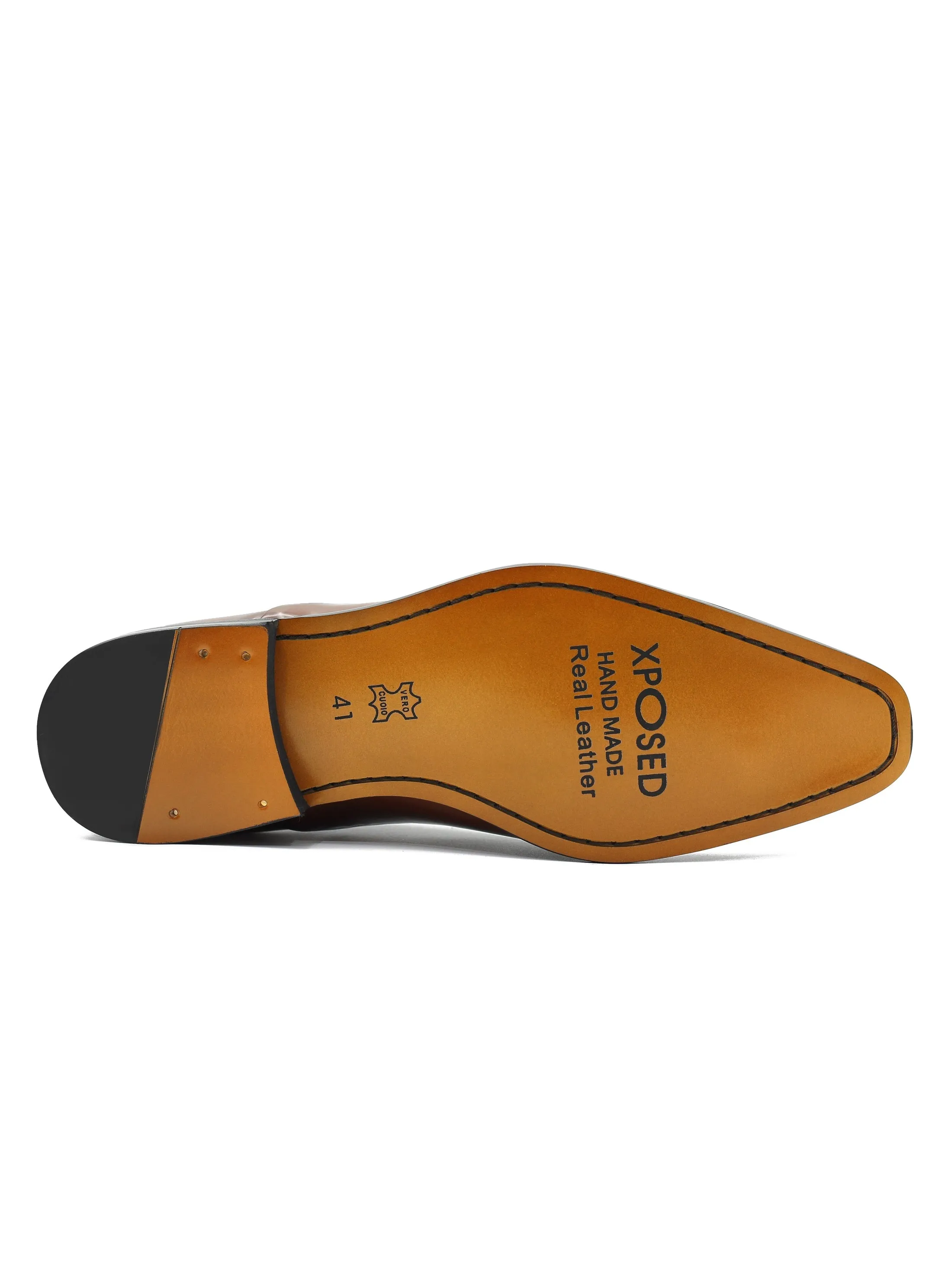 TOE CAP OXFORDS IN BROWN PATENT LEATHER