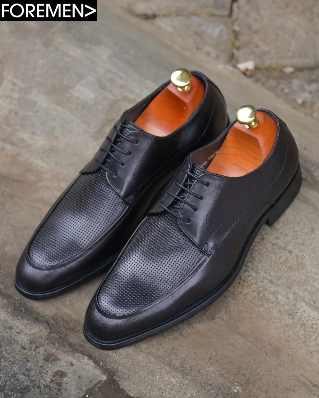VENICE | Black Leather Derbies