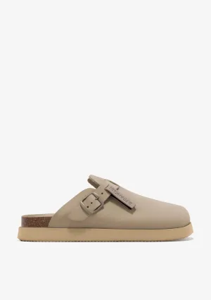 Vibe Clog Buckle Taupe