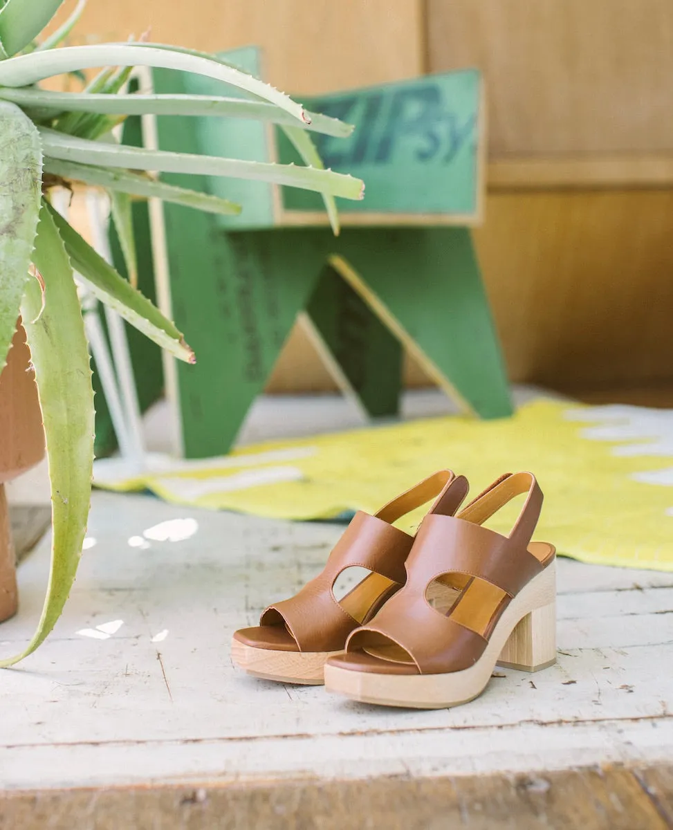 Vicky Clog