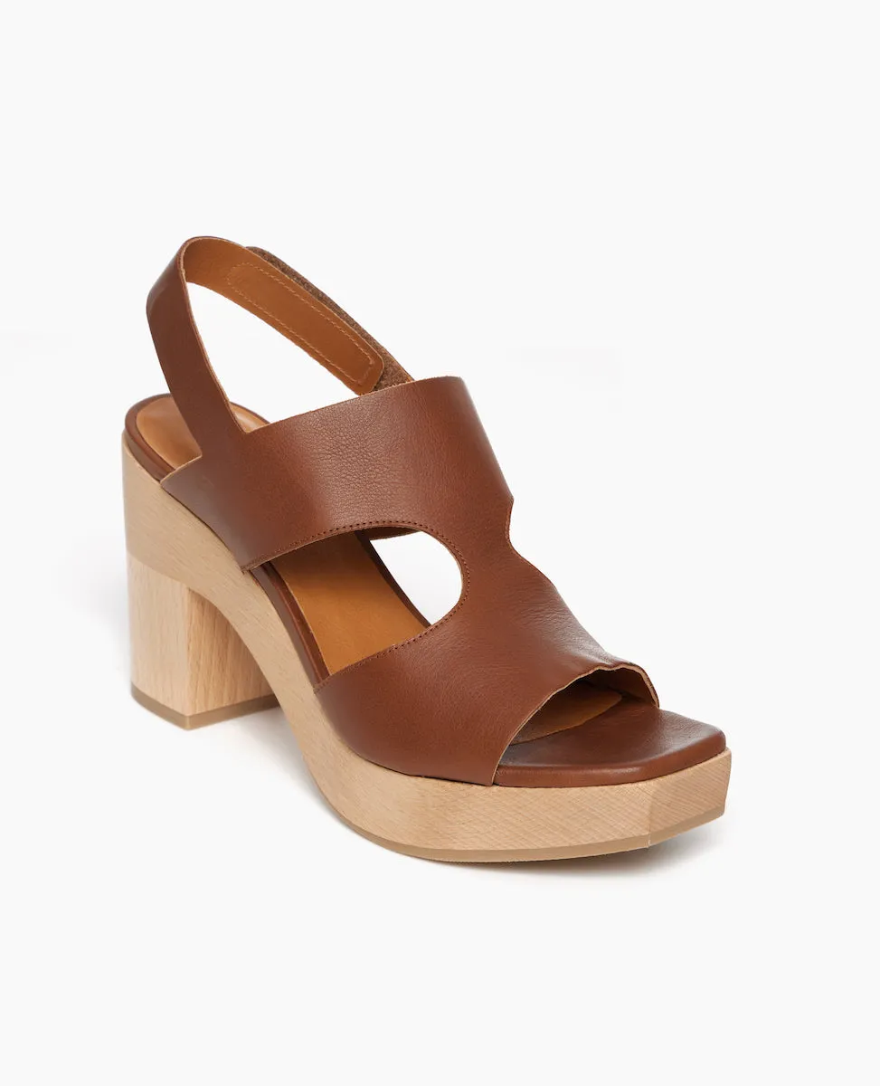 Vicky Clog