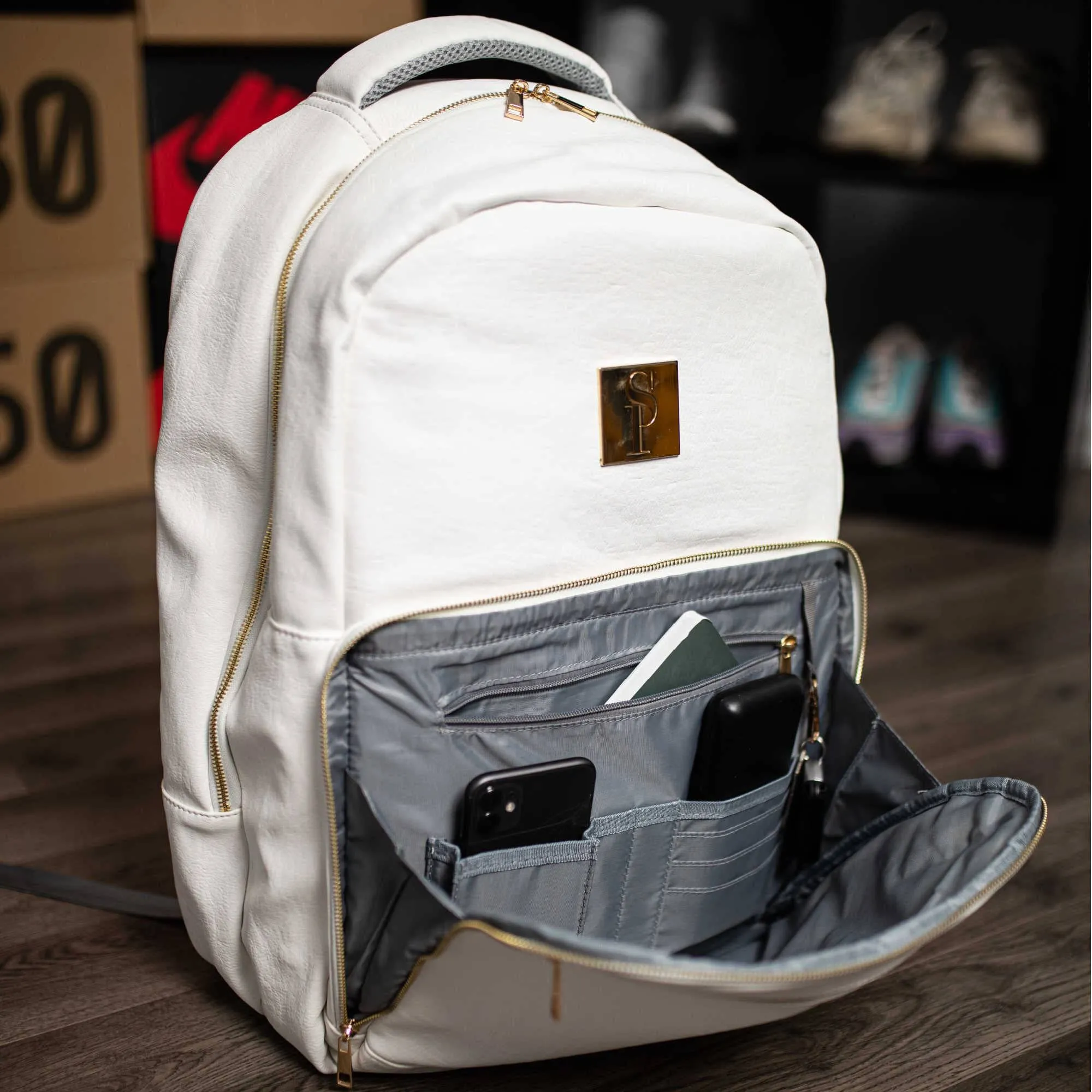 White Tumbled Leather Daily Commuter Bag