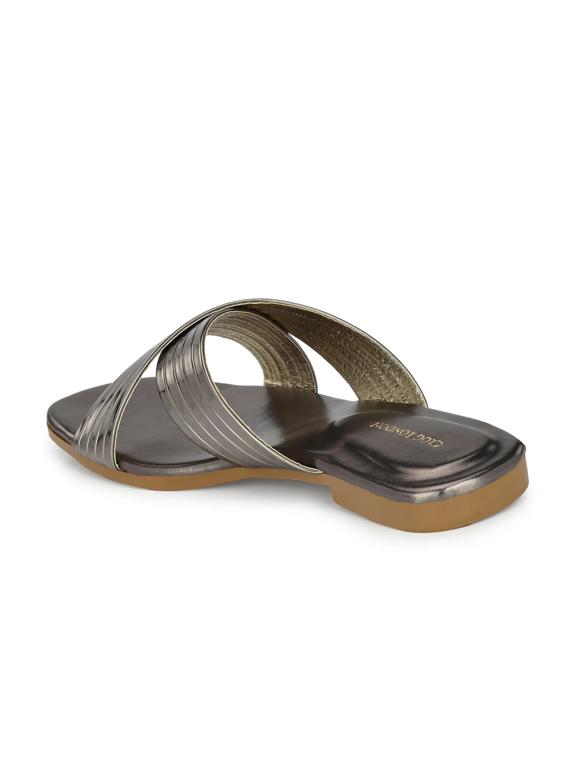 Women flats