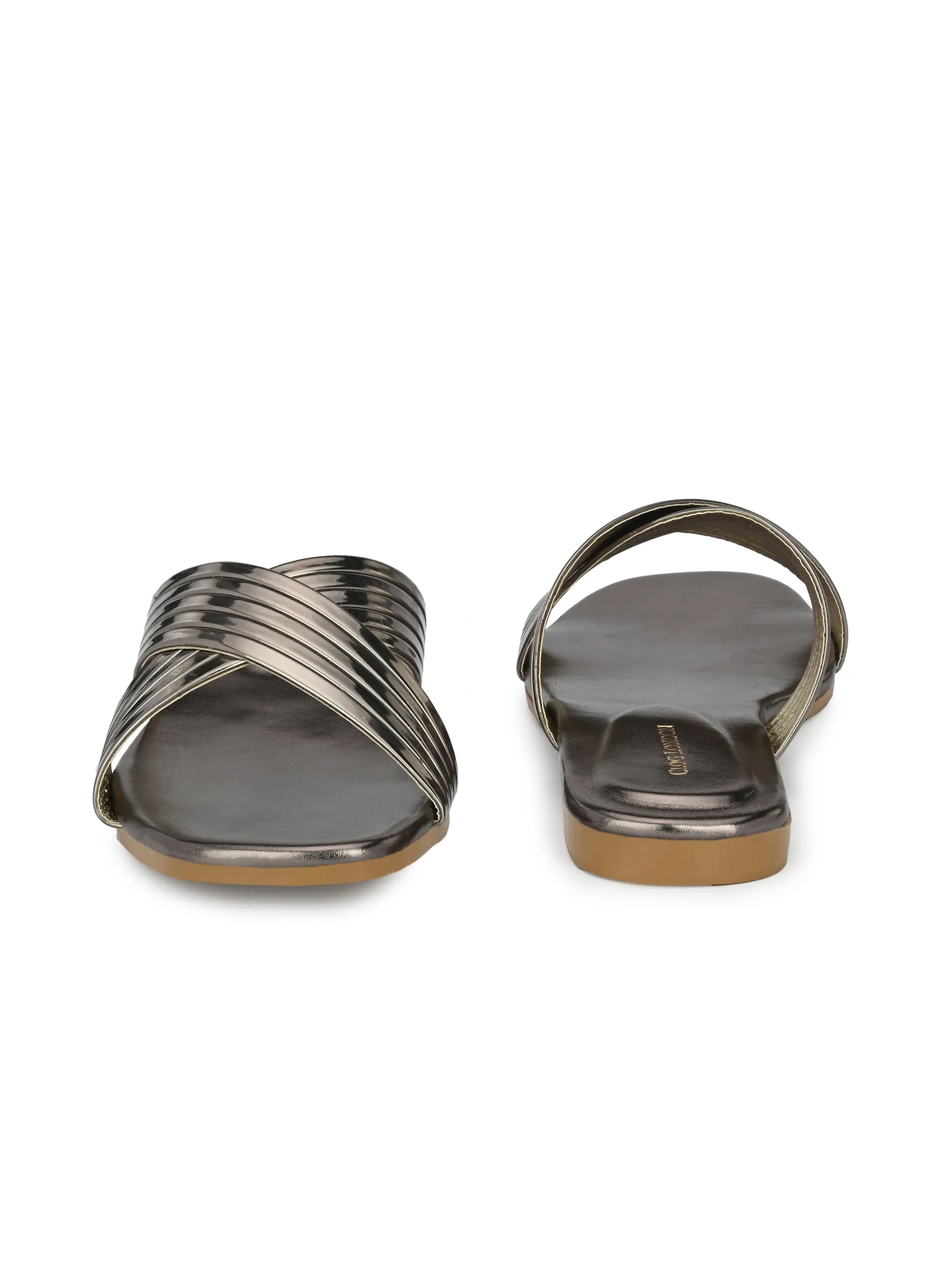 Women flats