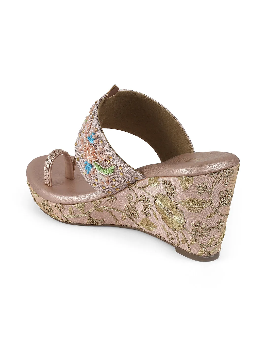 Women Footwear Flatform Heel V Shape Upper Synthetic Bottom Ethnic Wear Sandals