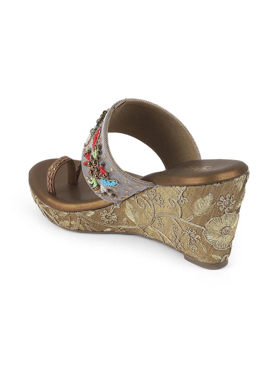 Women Footwear Flatform Heel V Shape Upper Synthetic Bottom Ethnic Wear Sandals