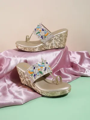 Women Footwear Flatform Heel V Shape Upper Synthetic Bottom Ethnic Wear Sandals
