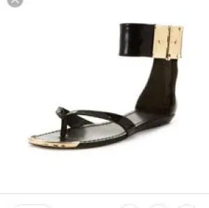 Womens VINCE CAMUTO KASTERN Leather Sandal SHOE 7.5 BLACK GOLD HINGE Punk